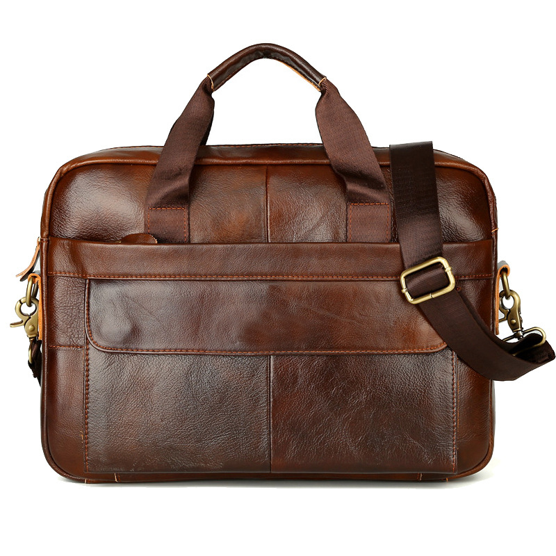 立宏箱包分享知識(shí)餐，如何保養(yǎng)牛皮商務(wù)包？